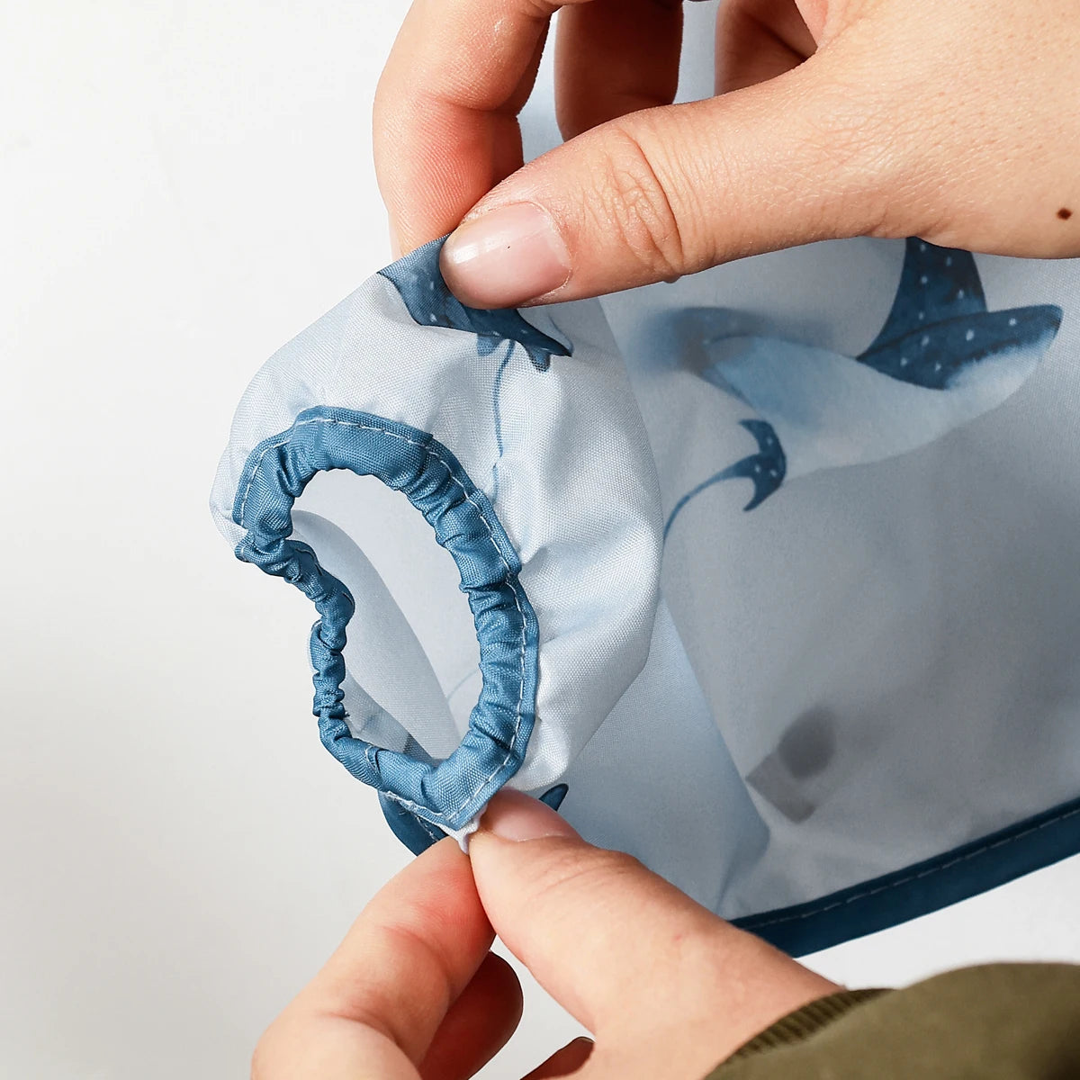 Waterproof Feeding Bib with Long Sleeves